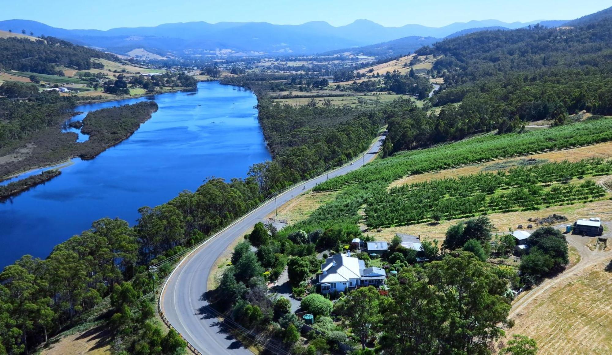 Hillside Bed And Breakfast Huonville Exterior photo